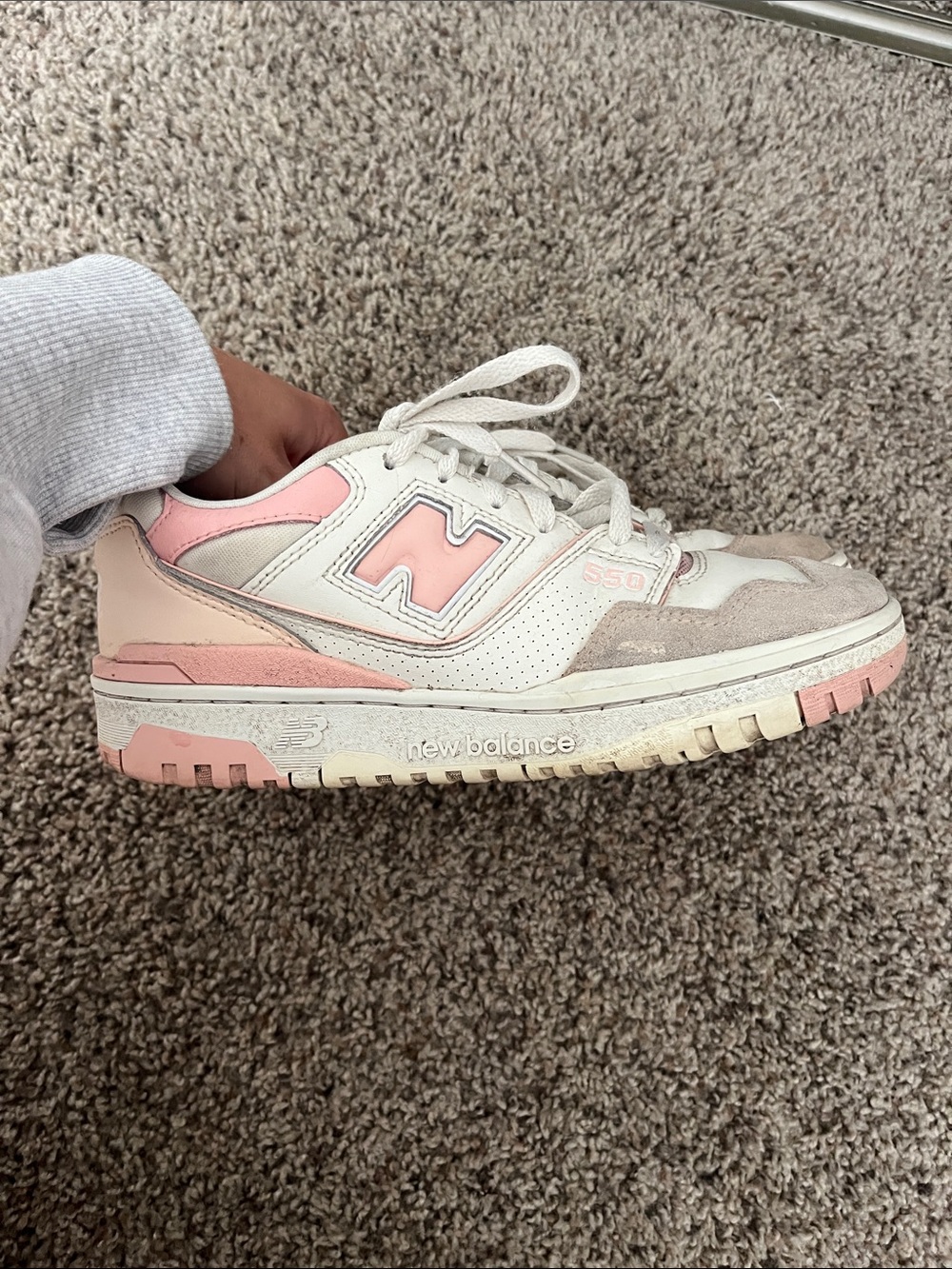New Balance Women's White and Pink Low-Top Sneakers